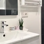 Aquavista - Pied Dans L'eau&pool Appartement *