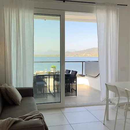 Aquavista - Pied Dans L'eau & Pool Apartment Castelletto sopra Ticino