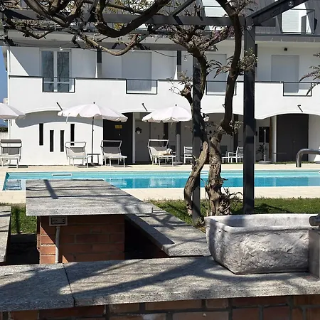 Appartamento Aquavista - Pied Dans L'eau & Pool Castelletto sopra Ticino