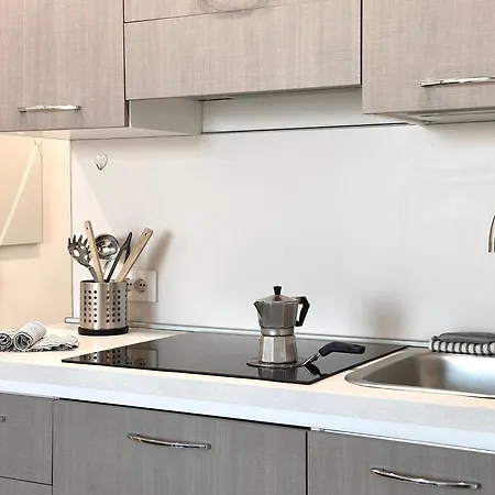 Aquavista - Pied Dans L'eau & Pool