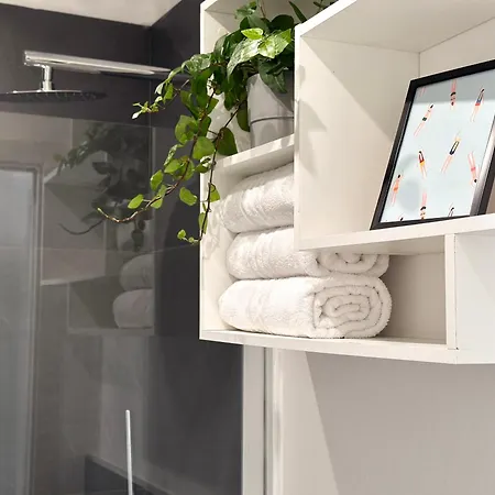 Aquavista - Pied Dans L'eau & Pool Castelletto sopra Ticino