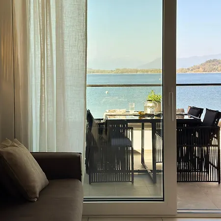 Aquavista - Pied Dans L'eau & Pool Castelletto sopra Ticino