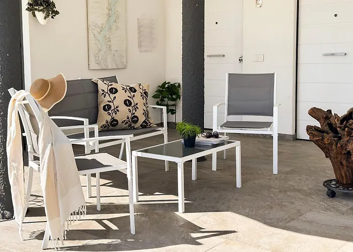 Апартаменты Aquavista - Pied Dans L'eau & Pool *