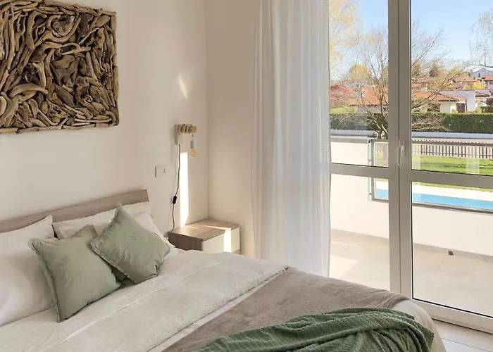 Aquavista - Pied Dans L'eau & Pool 카스텔레토소프라티시노