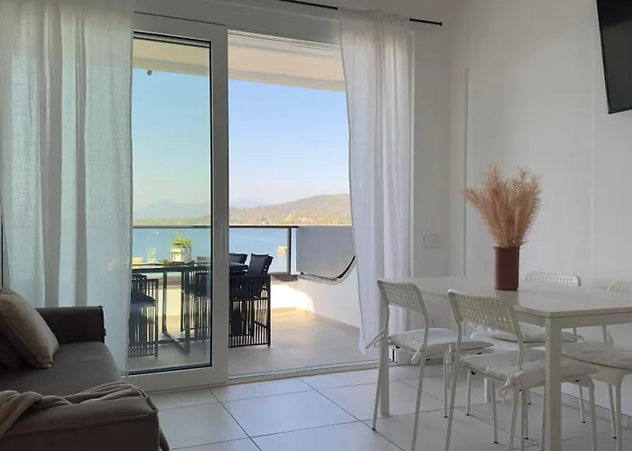 Aquavista - Pied Dans L'eau & Pool كاستيلّيتّو سوبرا تي